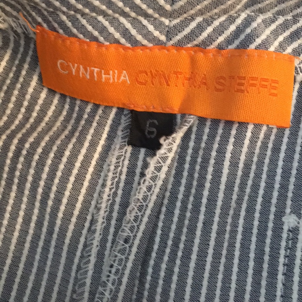 Cynthia Steffe 2PC Seersucker Blue/White Amazing - Picture 5 of 8